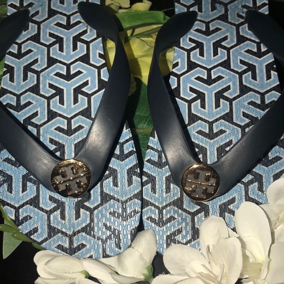 Tory Burch Blue Printed Flip Flops 🎉Host pick - Picture 4 of 4